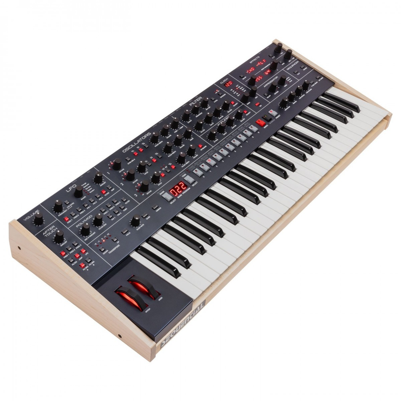 Sequential - SINTETIZZATORE ANALOGICO POLIFONICO 6 VOCI