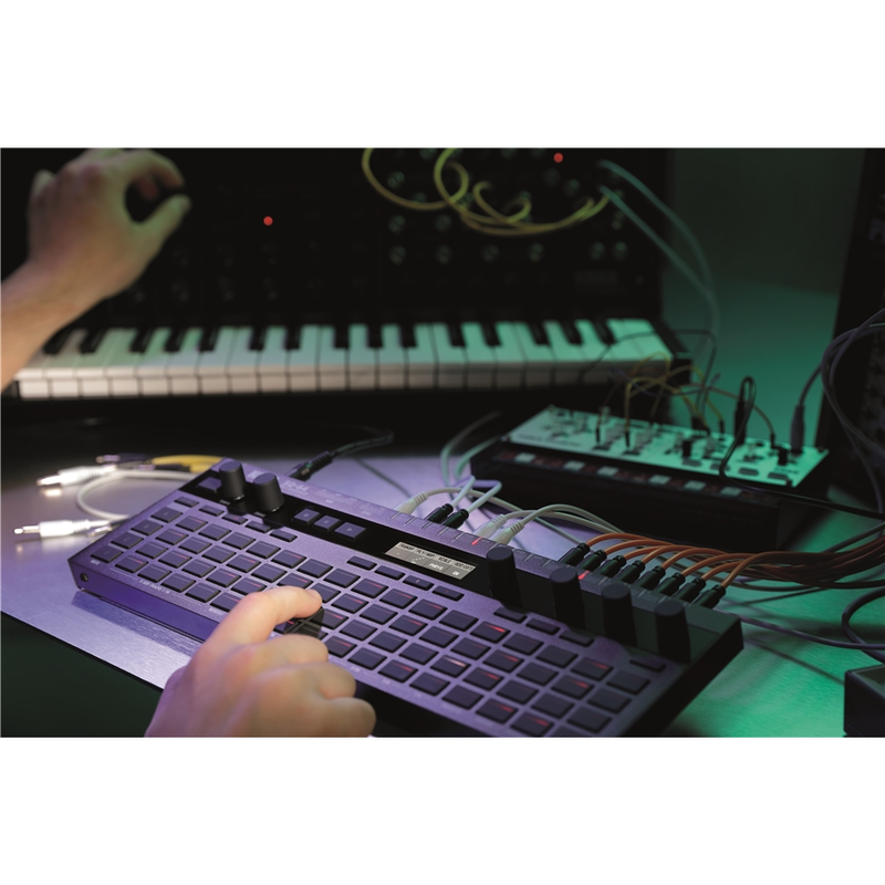 KORG - 