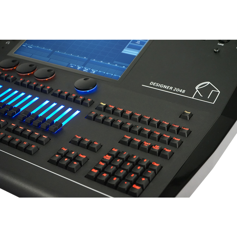 FOS TECHNOLOGIES - Console luci con capacità di controllo a 2048 canali