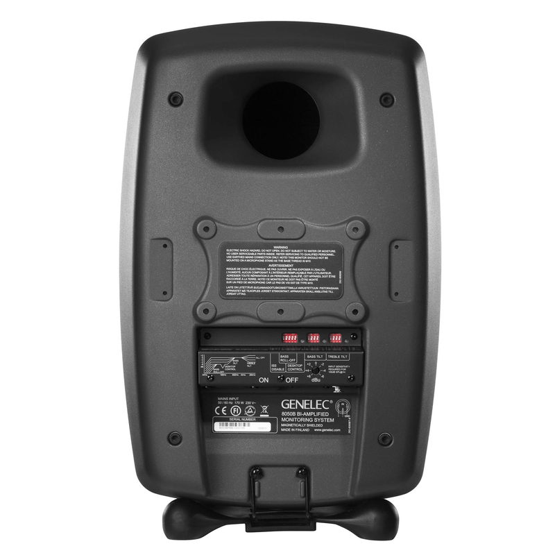 GENELEC - Monitor Nearfield a 2 vie con woofer da 8” - 150W + 120W