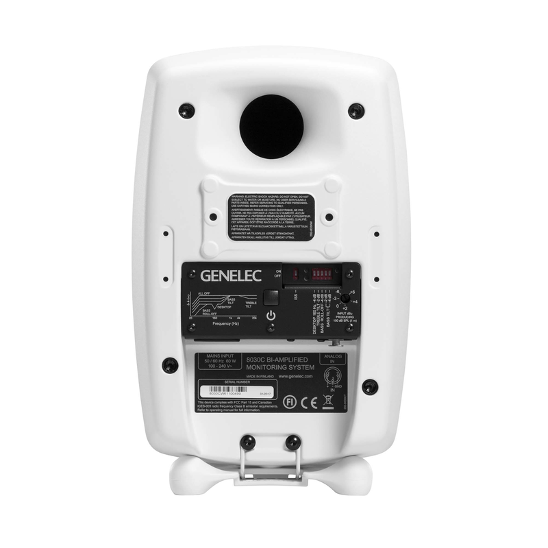 GENELEC - Monitor Nearfield a 2 vie con woofer da 6,5” - 90W + 90W